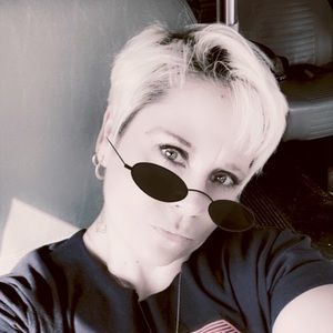 Meet your Posher, Corinna